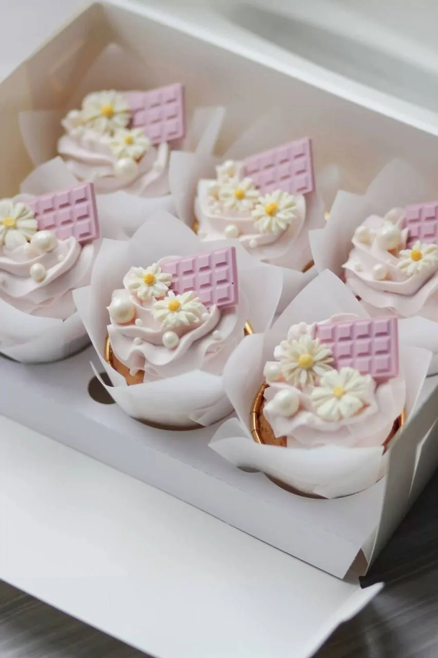 Nastassia Chocolate — капкейки — подарок гостям